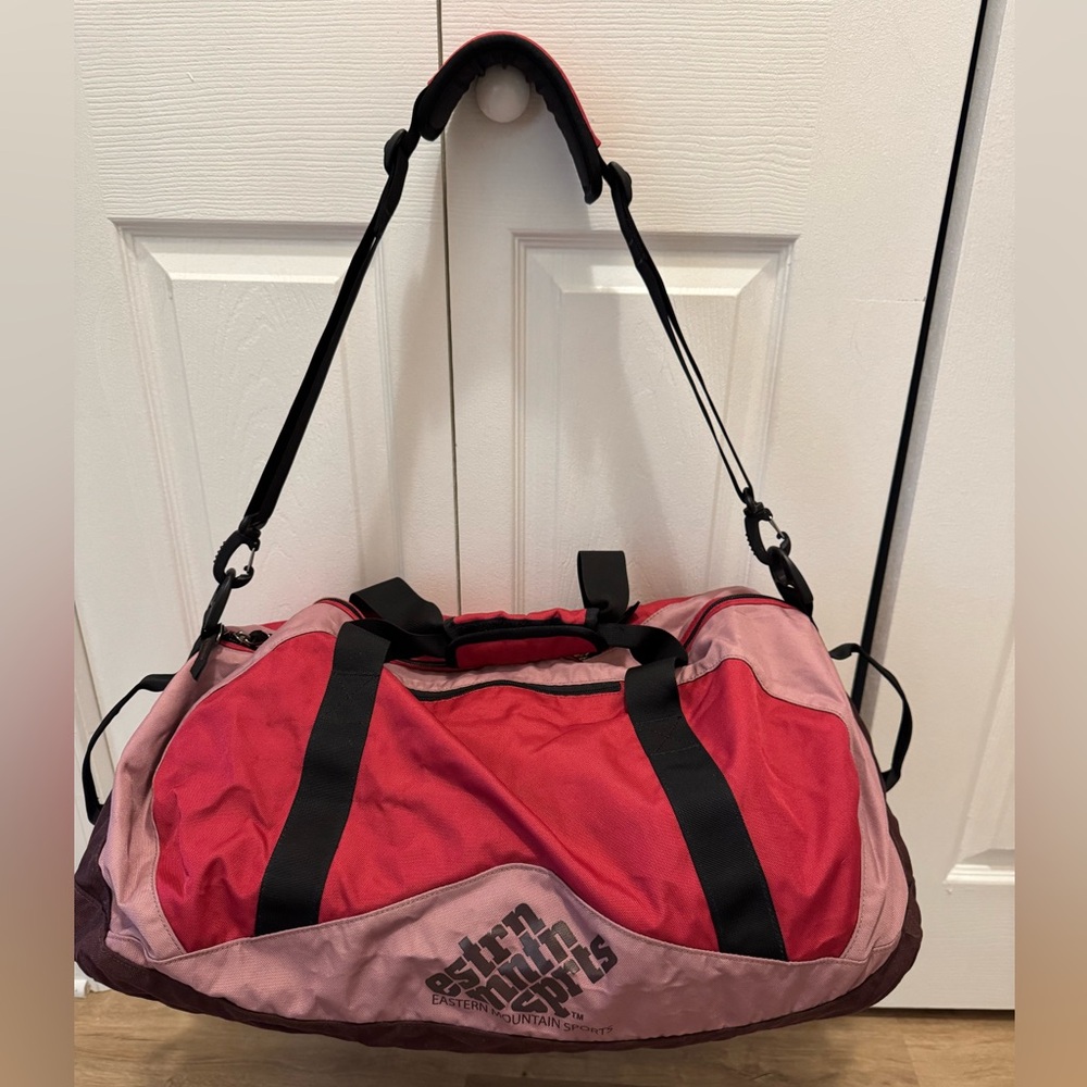Eastern Mountain Sports Red and Pink Duffel Bag
Size M